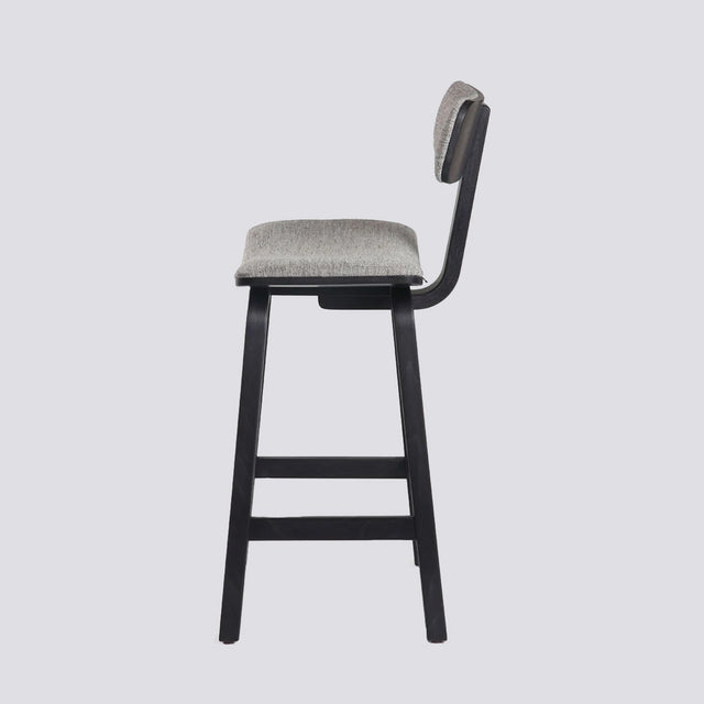Tee Bar Chair