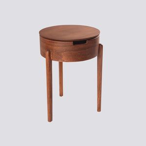Light Walnut