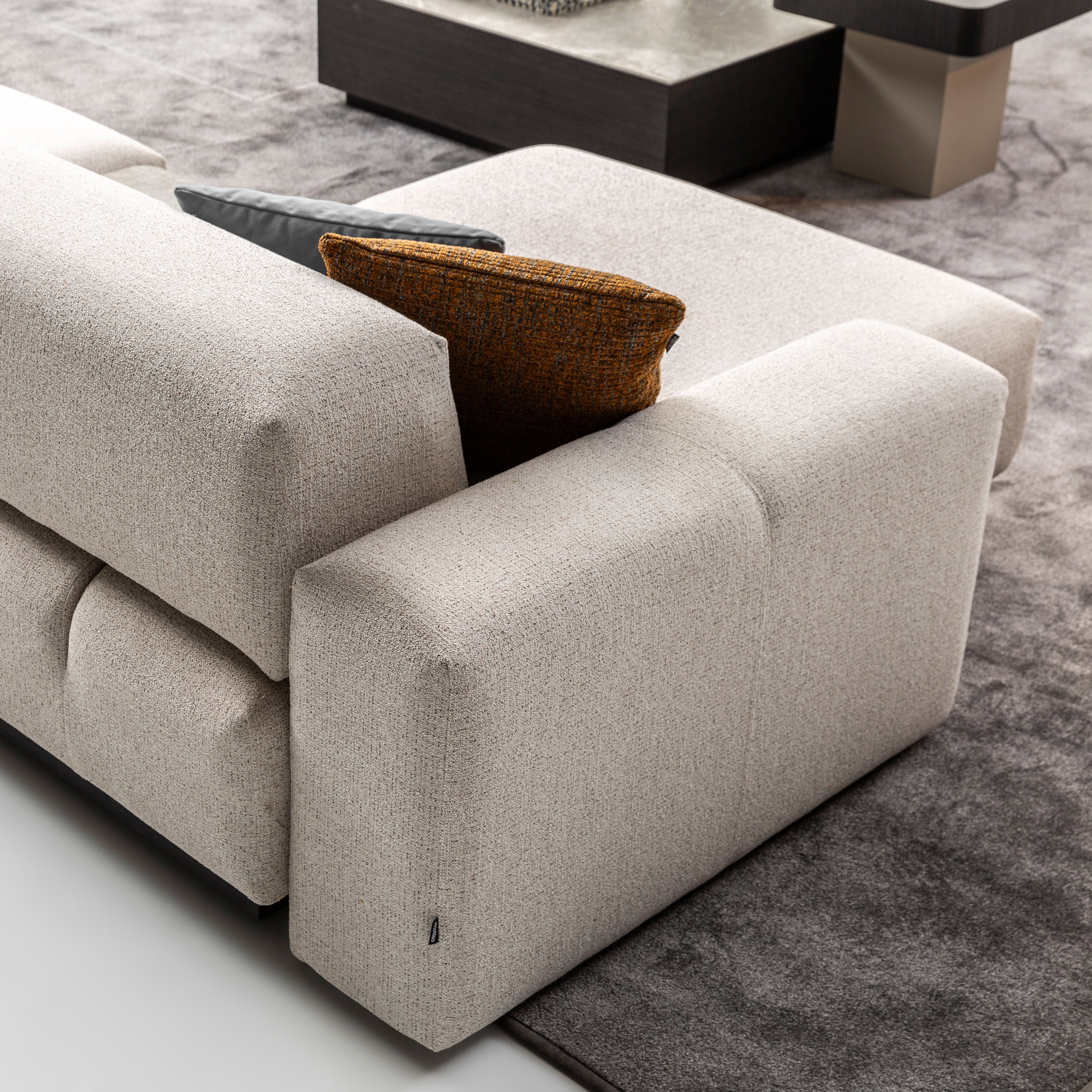 Tierra Three-Seater Right Daybed Sofa